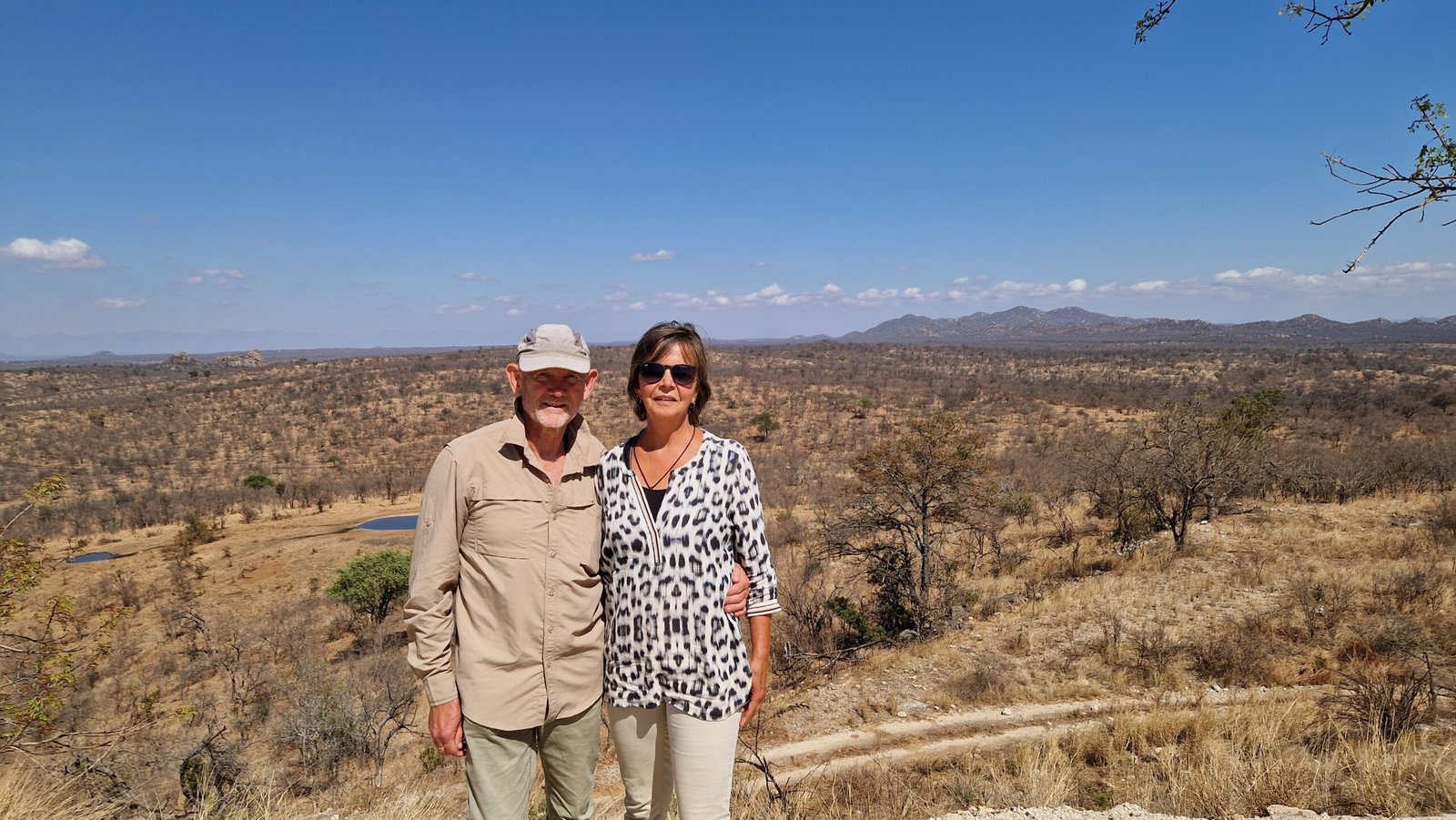 George en Mariette op wandelsafari