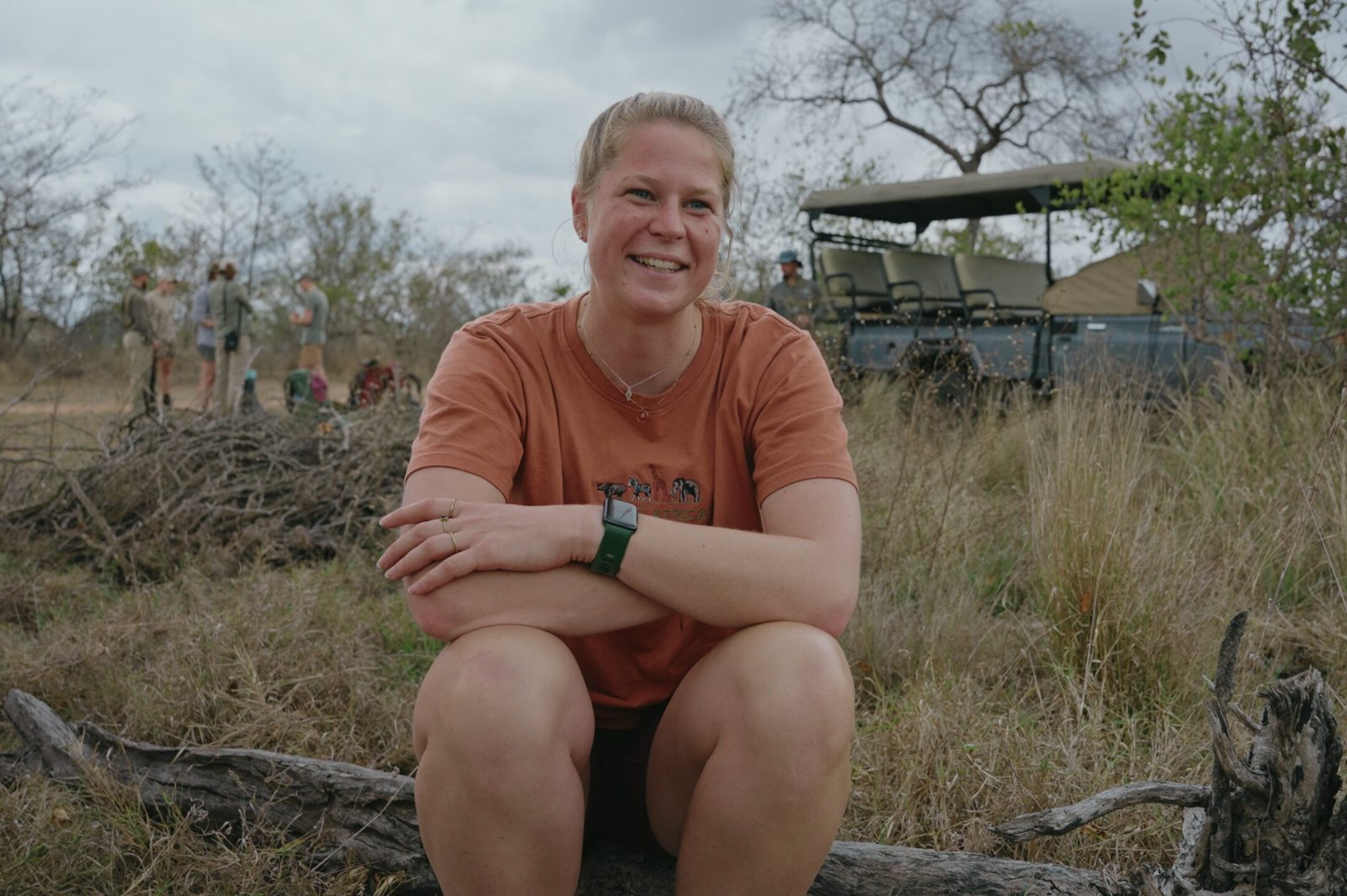 Interviewing Simone een van de deelnemers voor de primitieve trail